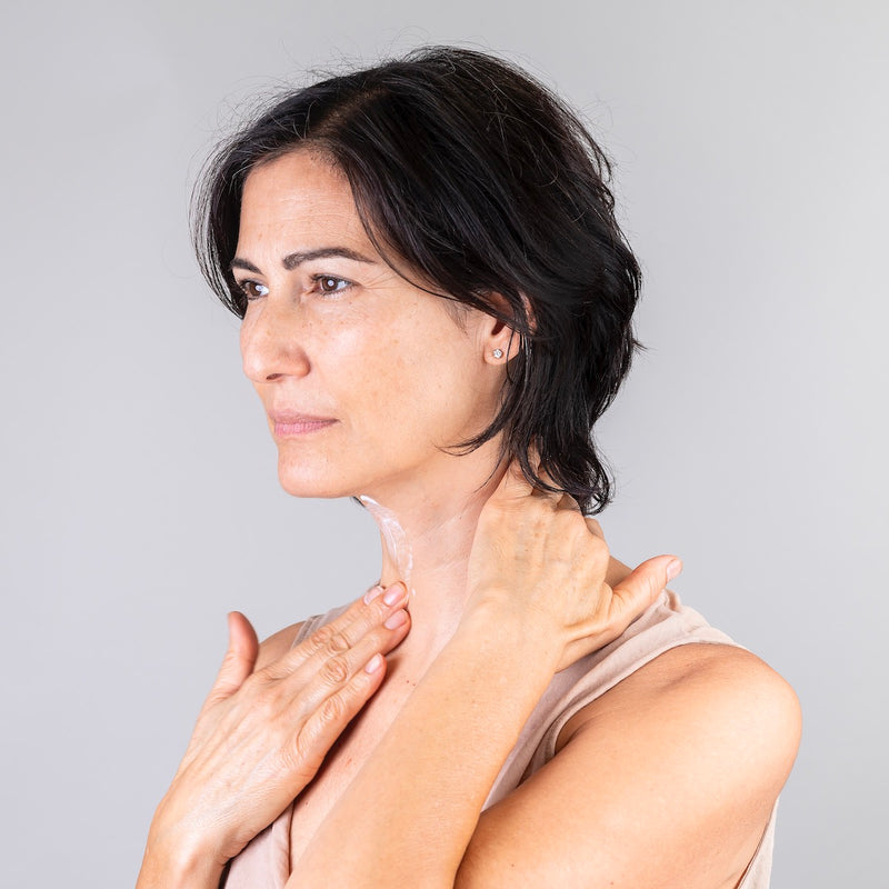 Bioactive Neck and Décolletage